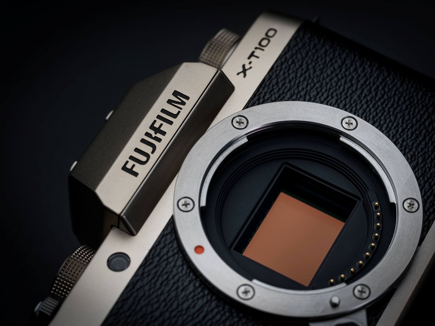 Amazon | FUJIFILM ミラーレス一眼カメラ X-T100ダブルズーム