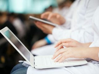 Jaka podkładka chłodząca pod laptopa gamingowego? Ranking TOP 10