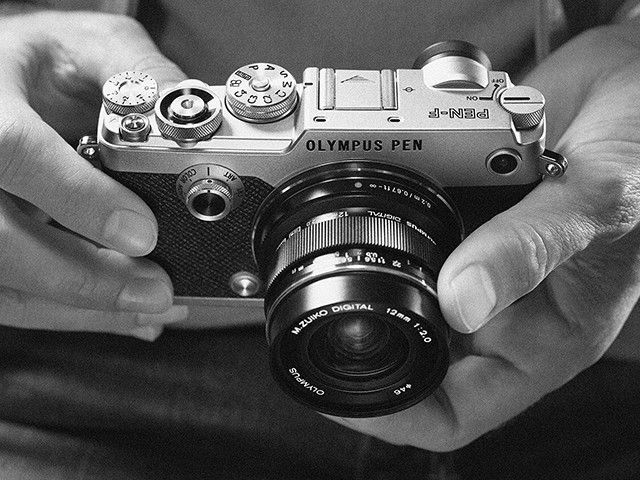 OLYMPUS PEN-F(シルバー) Aparat cyfrowy Olympus PEN-F Srebrny Body bezlusterkowiec