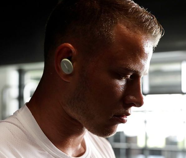 Bose sport earbuds selling