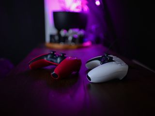 Najlepsze gry ekskluzywne PS5