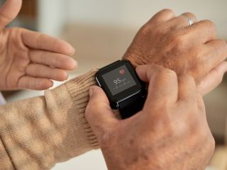 smartwatch dla seniora