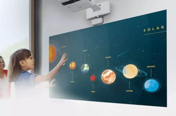 epson projektory - 2