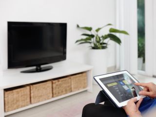 Najważniejsze technologie komunikacyjne w nowoczesnych telewizorach
