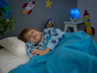 jaki projektor gwiazd dla dzieci