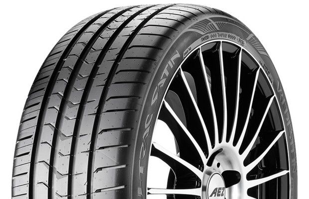 Opona letnia Vredestein Ultrac Satin 245/40 R18 97Y XL FSL 
