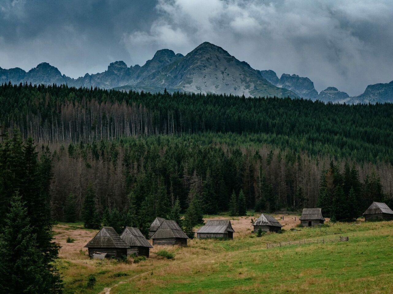 Orla Perć trasa. Jak ją przejść? Poza domem