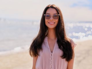 Modne okulary przeciwsłoneczne damskie - trendy