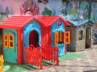 jak udekorować domek dla dzieci