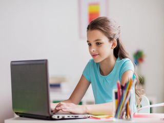 Wybieramy laptop edukacyjny dla dzieci