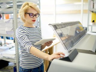 Ploter laserowy – co to jest, jaki kupić?