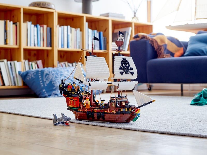 LEGO Creator 31109 - 4