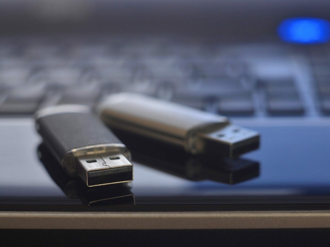 USB 3.0 a 2.0. Czym się różnią? - Magazyn Ceneo.pl