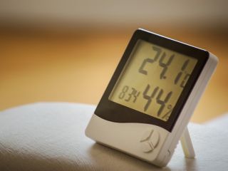 Higrometr pokojowy. Co to i jak działa?