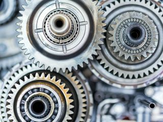 objawy zużytych łożysk w skrzyni biegów