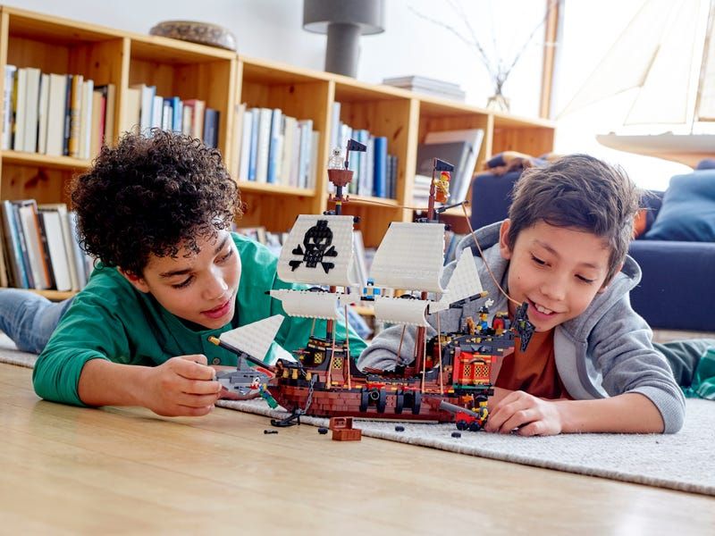 LEGO Creator 31109 - 5