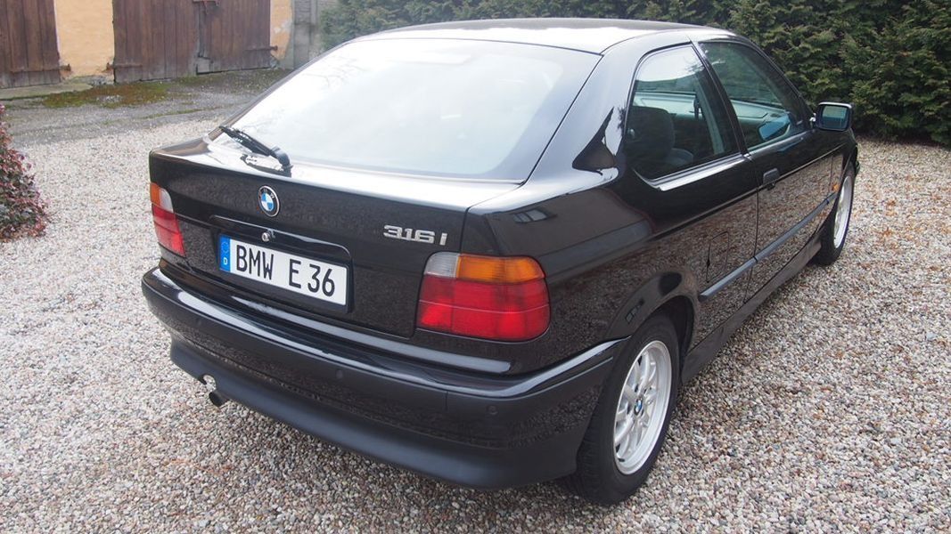 BMW Seria 3 Bmw E36 Kompakt 316i Klima Alu PDC Webasto ...