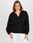Czarna koszulowa bluzka plus size z kołnierzykiem - zdjęcie 3