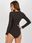 Khaki prążkowane body basic z okrągłym dekoltem - zdjęcie 3