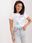 Biały damski t-shirt z napisami BASIC FEEL GOOD - zdjęcie 6