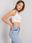 Biały crop top ze ściągaczami Loretta RUE PARIS - zdjęcie 5