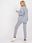 Szara dresowa bluza basic oversize z długim rękawem - zdjęcie 3