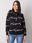 Czarna bluza plus size z kieszenią Jossy - zdjęcie 2