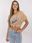 Camelowy t-shirt oversize z bawełny - zdjęcie 3