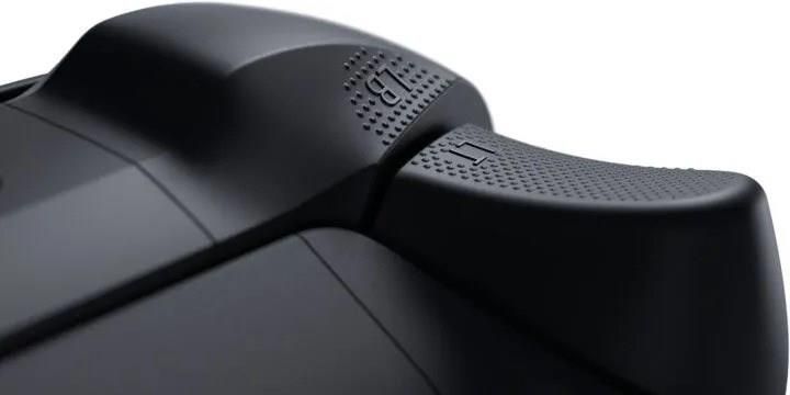 Microsoft Xbox Series Kontroler bezprzewodowy + kabel USB-C Carbon Black 1V800002 - zdjęcie 11 Microsoft Xbox Series Kontroler bezprzewodowy + kabel USB-C Carbon Black 1V800002