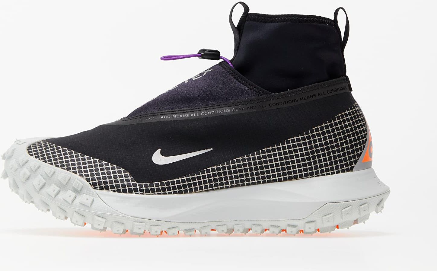 uc 様 Nike ACG Mountain Fly GORE-TEX 24.5 ACG Mountain Fly GORE-TEX „Metallic Silver” – data premiery