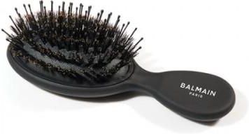 https://image.ceneostatic.pl/data/products/100708457/p-balmain-hair-mini-all-purpose-spa-brush-100-boar-hair-and-nylon-bristles-mini-szczotka.jpg