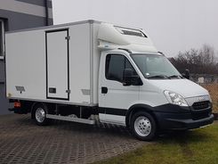 Zdjęcie IVECO DAILY WINDA CHŁODNIA IZOTERMA AGREGAT 7EP - Częstochowa