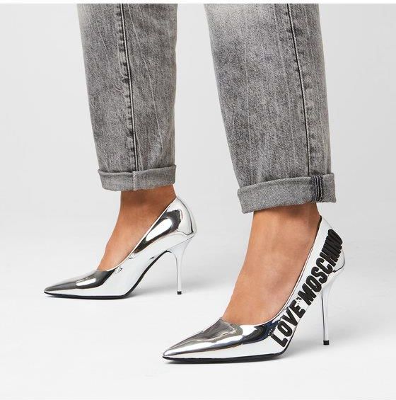 i-love-moschino-szpilki-