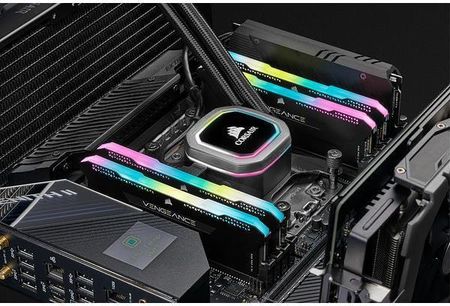Pamięć RAM Corsair DDR4 Vengeance RGB PRO SL 16GB/3600 CL18