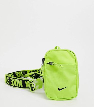 nike advance pack crossbody