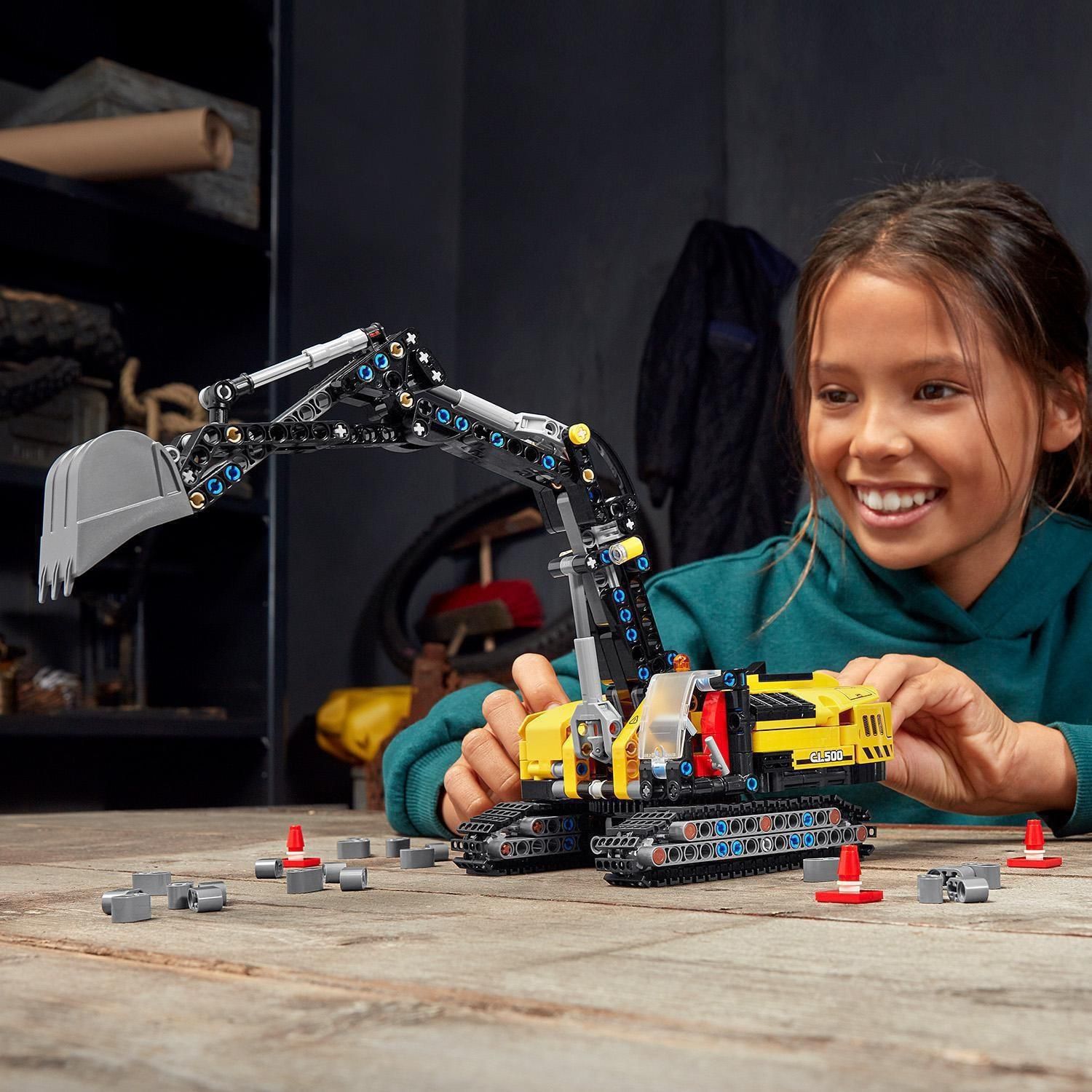LEGO Technic 42121 Wytrzymała koparka - zdjęcie 5 LEGO Technic 42121 Wytrzymała koparka