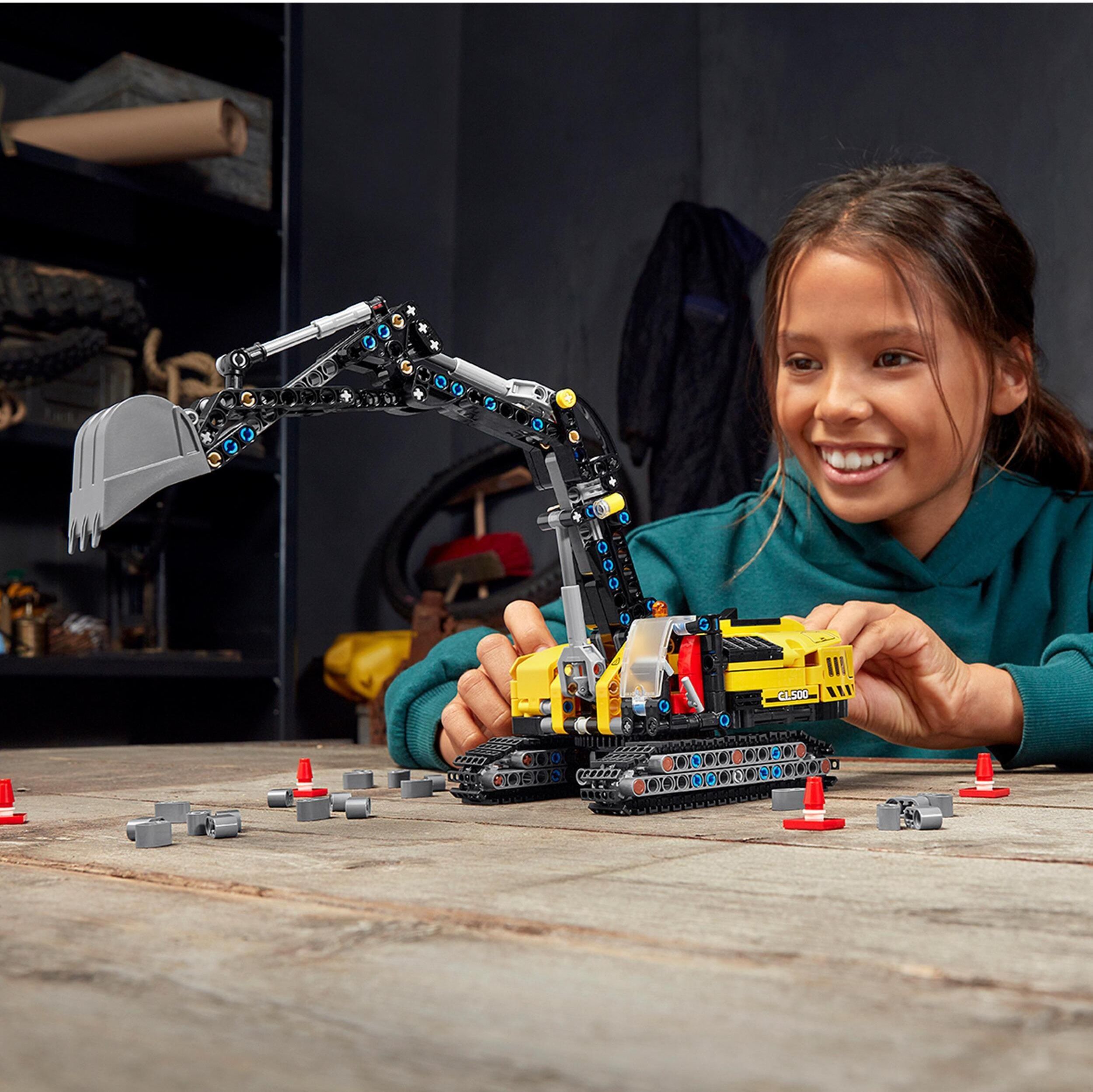 LEGO Technic 42121 Wytrzymała koparka - zdjęcie 12 LEGO Technic 42121 Wytrzymała koparka