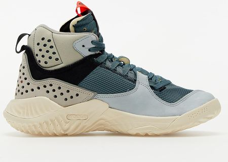 jordan delta mid hasta on feet