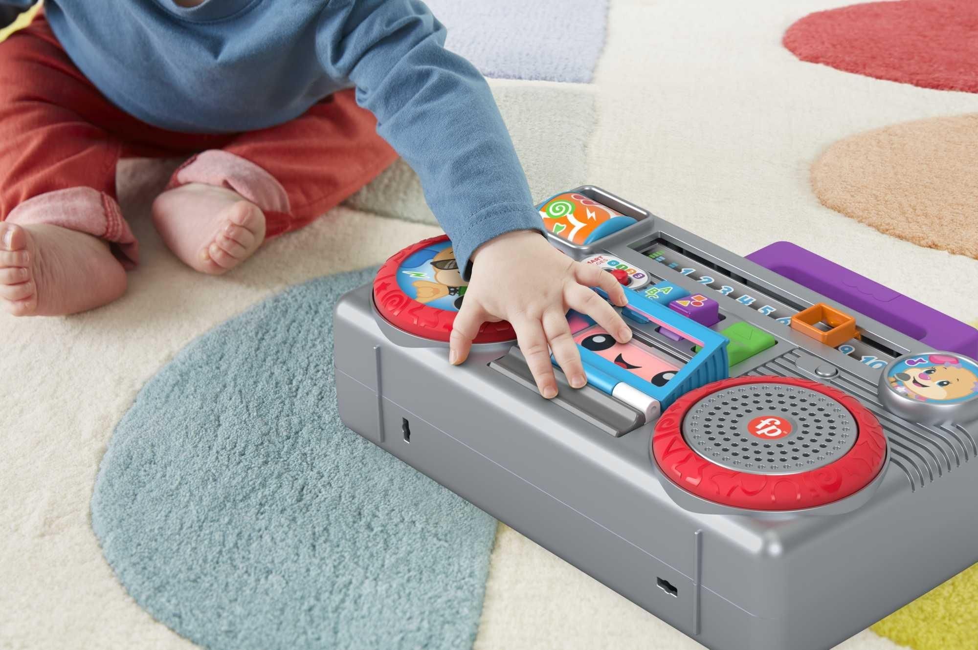 Fisher-Price „Ucz się i śmiej!” Radiomagnetofon Szczeniaczka GYC17 - zdjęcie 6 Fisher-Price „Ucz się i śmiej!” Radiomagnetofon Szczeniaczka GYC17
