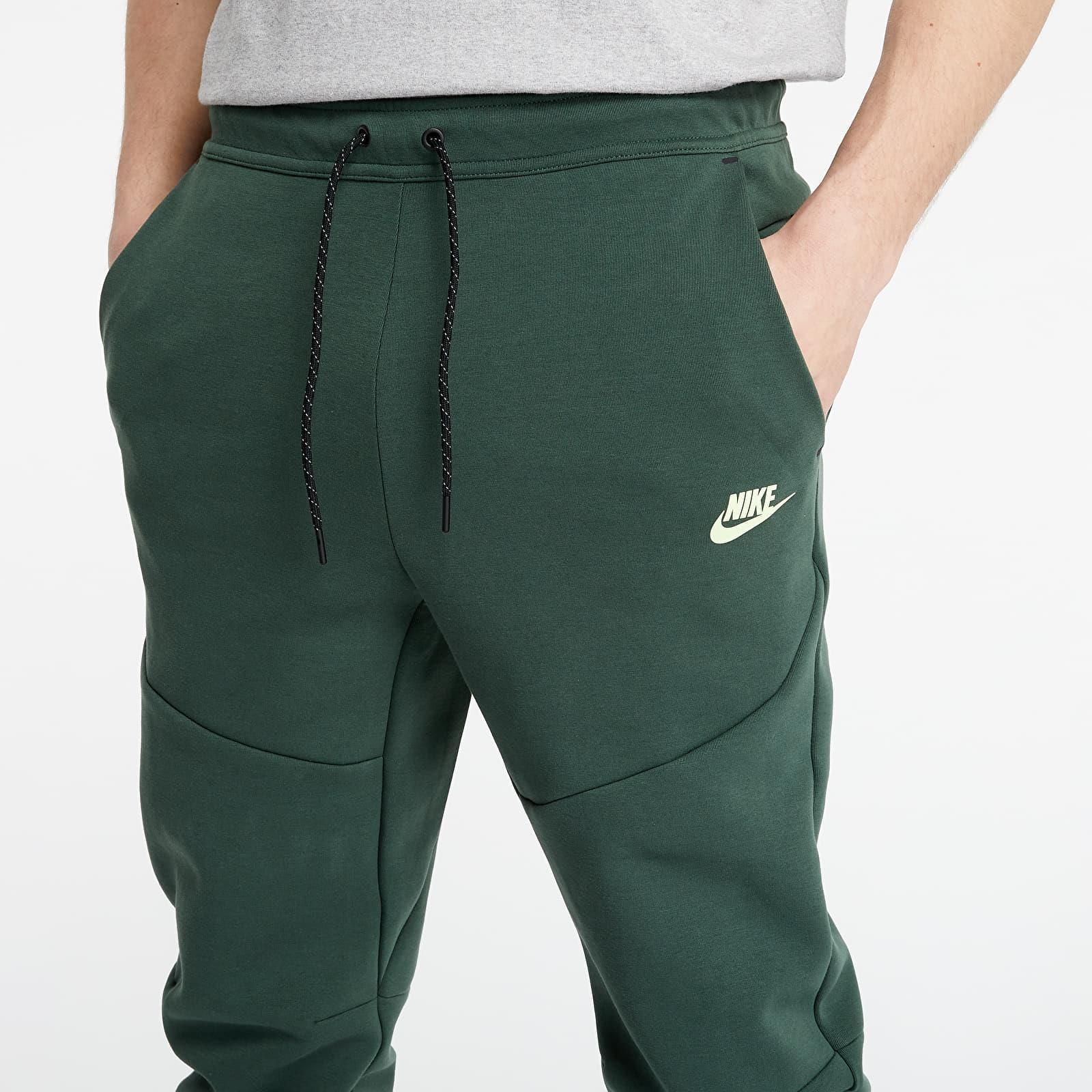 nike tech galactic jade light liquid lime