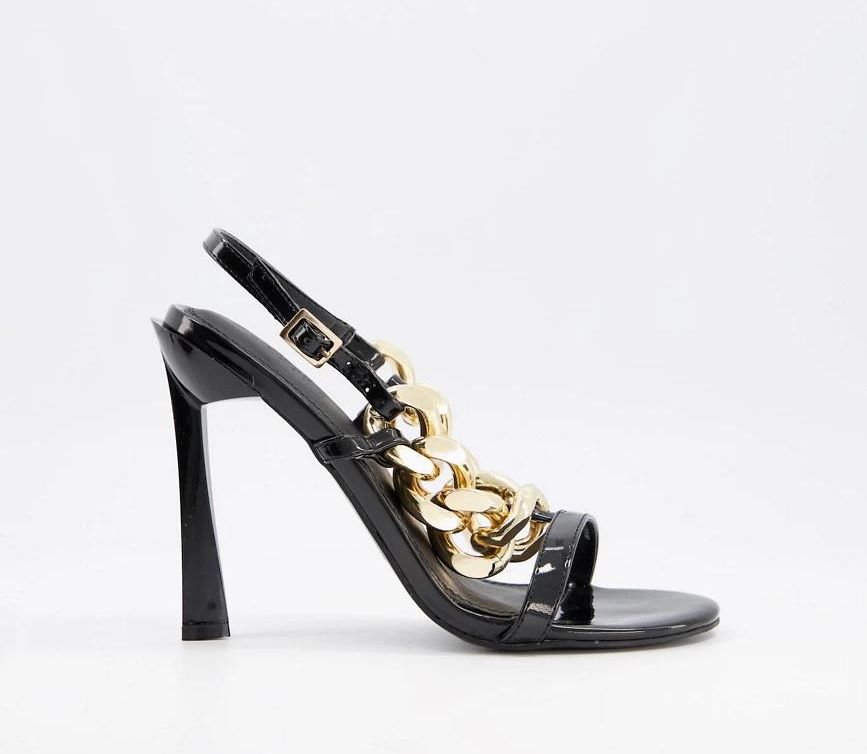 czarne sandały na grubym obcasie