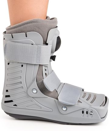 QMED AIR WALKING BOOT M Orteza stopowo-goleniowa niska