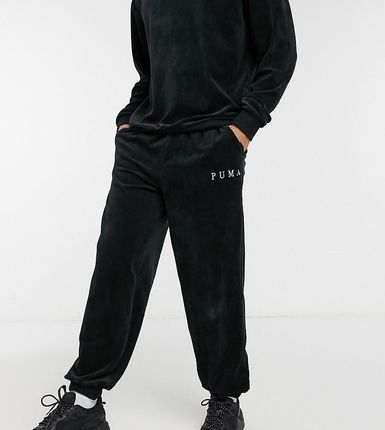 PUMA – Granatowe joggersy ze sztruksu – tylko w ASOS Czarny Ceny