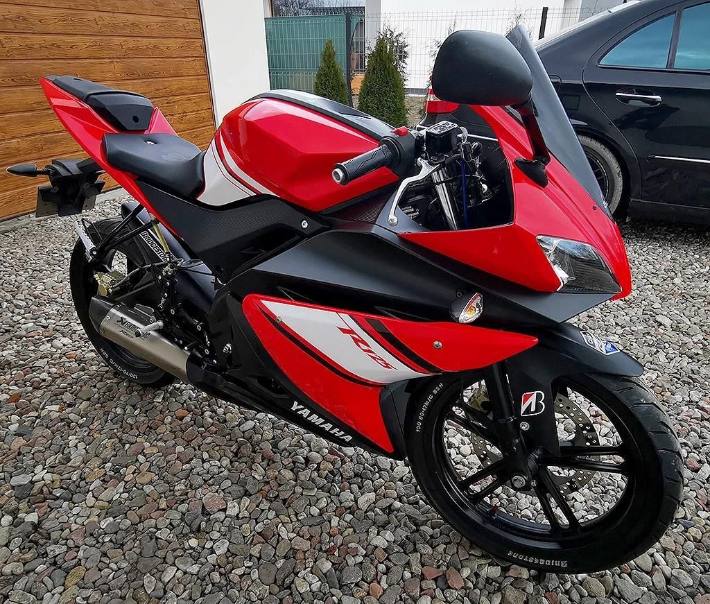 Yamaha YZF R125 Sport 2016 kat.B 125cm3 AKRAPOVIC - Opinie i ceny na ...