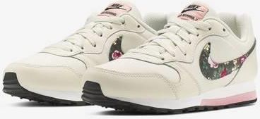 Nike md runner 2 vintage floral sale
