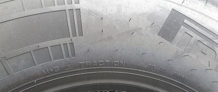 Pirelli TH01 315/70R22.5 154/150L - zdjęcie 4