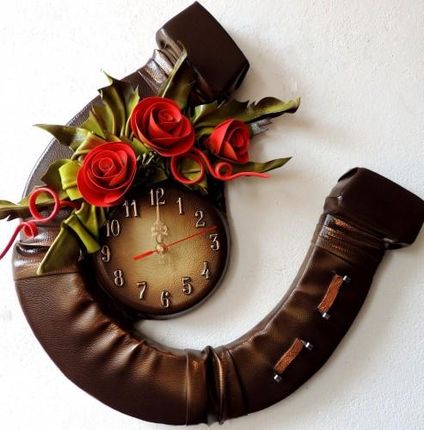 Art Deco Zegar W Podkowie Z Czerwonymi Kwiatami Pzd 6 (Pzd6)