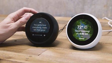Radiobudzik Amazon Echo Spot z asystentem Alexa White