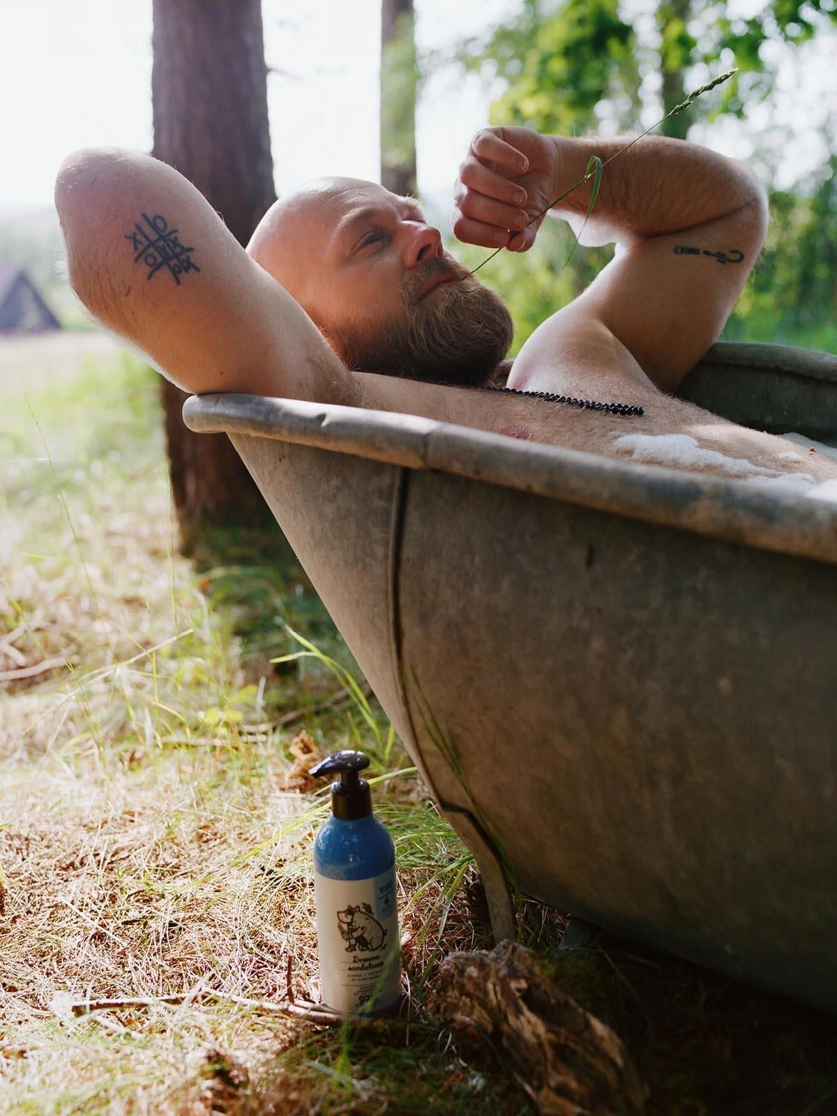 Yope Wood Żel pod prysznic dla mężczyzn Drzewo sandałowe, szafran, patchouli 400ml - zdjęcie 6 Yope Wood Żel pod prysznic dla mężczyzn Drzewo sandałowe, szafran, patchouli 400ml