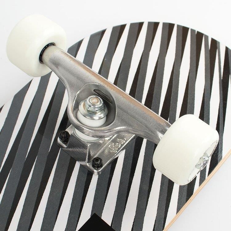 Fish Skateboards Error No.2 8.0" - zdjęcie 2 Fish Skateboards Error No.2 8.0"